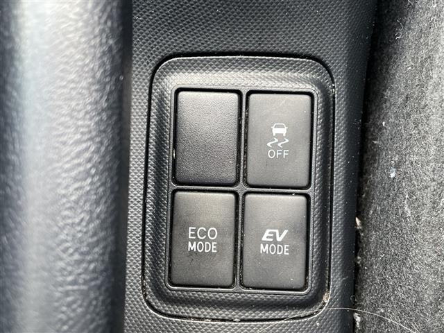 Toyota AQUA 2015 7771948-18