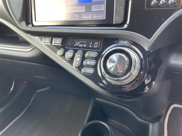 Toyota AQUA 2015 7771948-22