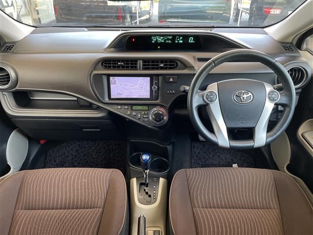 Toyota AQUA 2012 7771949-15