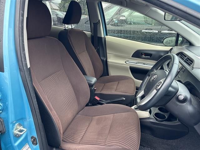 Toyota AQUA 2012 7771960-18