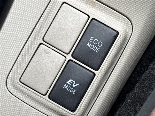 Toyota AQUA 2012 7771960-21