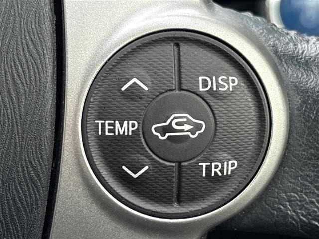 Toyota AQUA 2012 7771960-23