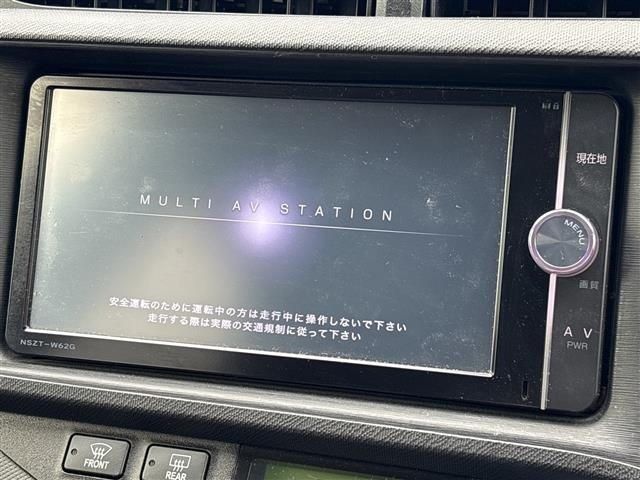 Toyota AQUA 2012 7771960-9