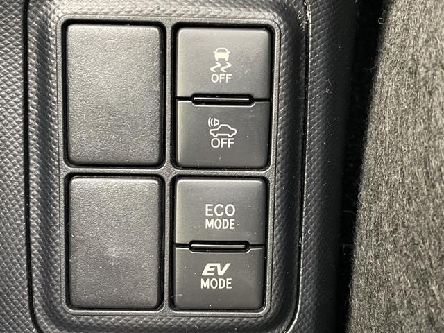 Toyota AQUA 2017 7771961-10