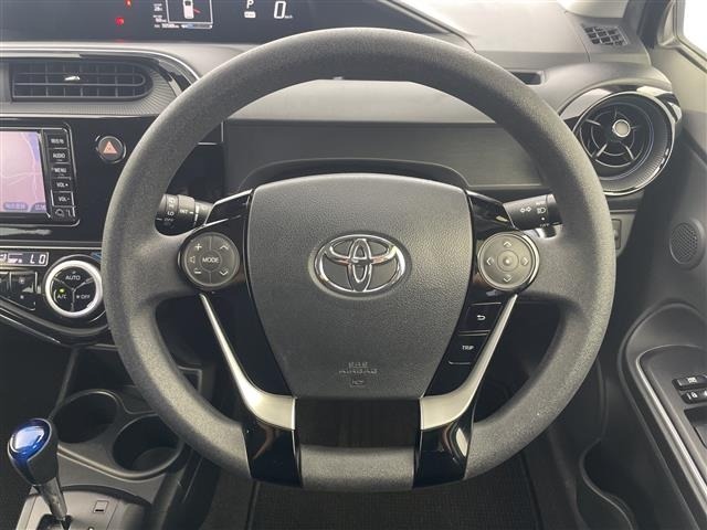 Toyota AQUA 2017 7771961-19