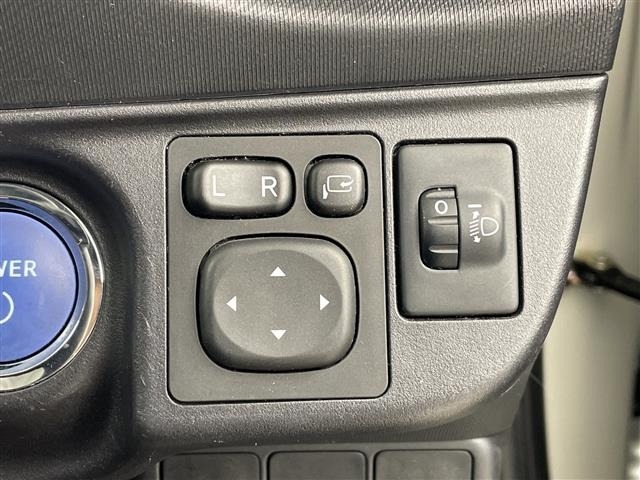Toyota AQUA 2016 7771983-10