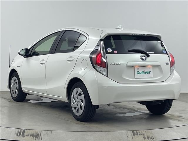 Toyota AQUA 2016 7771983-13