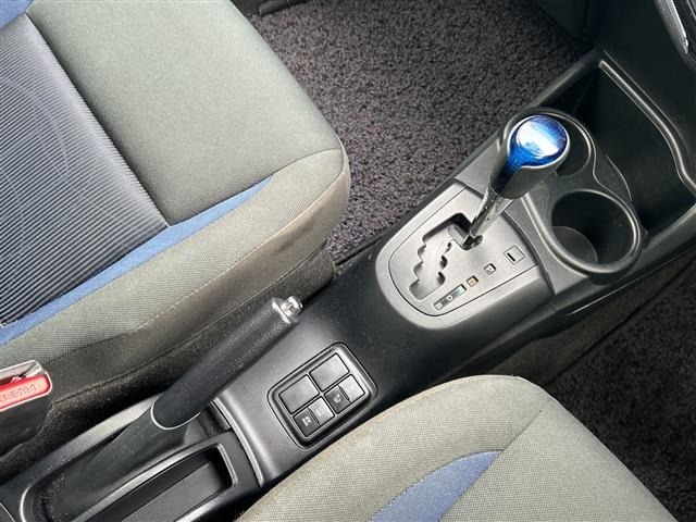 Toyota AQUA 2017 7771984-19
