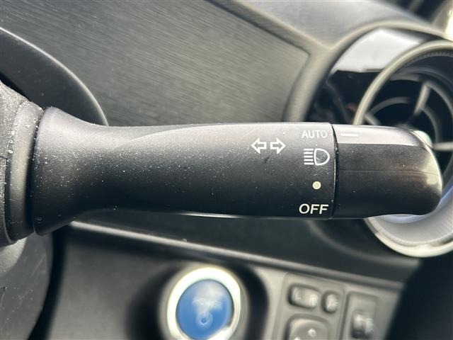 Toyota AQUA 2017 7771984-6