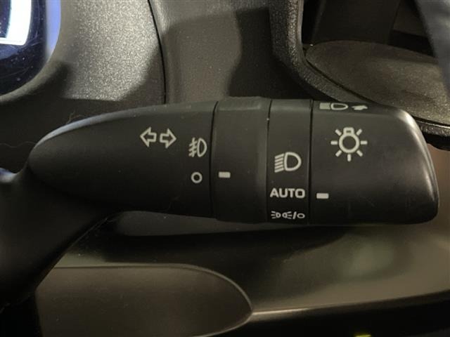 Toyota AQUA 2022 7771985-9
