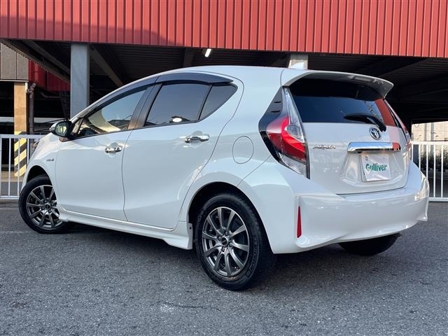 Toyota AQUA 2018 7771992-13
