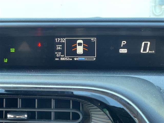 Toyota AQUA 2018 7771992-17