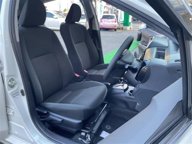 Toyota AQUA 2018 7771992-20