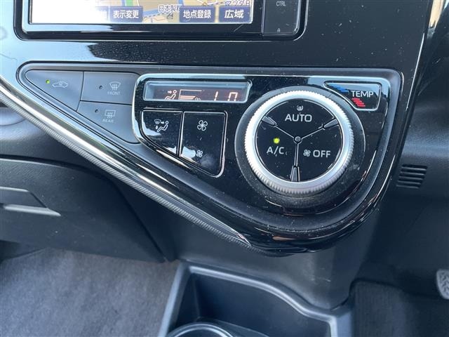 Toyota AQUA 2018 7771992-3