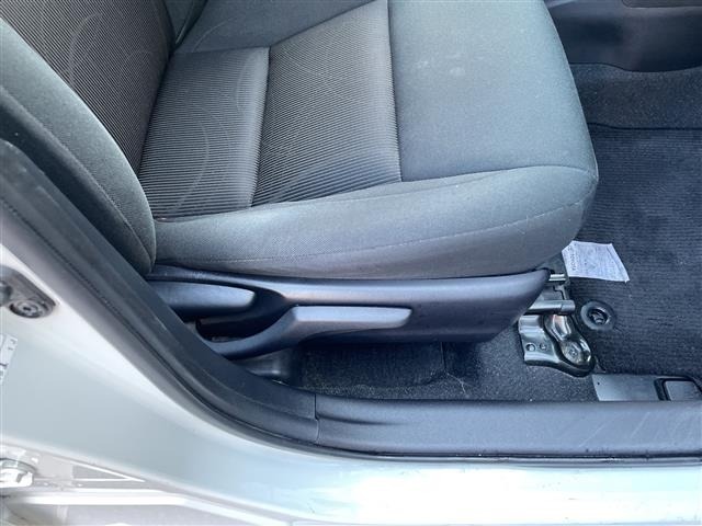 Toyota AQUA 2018 7771992-4
