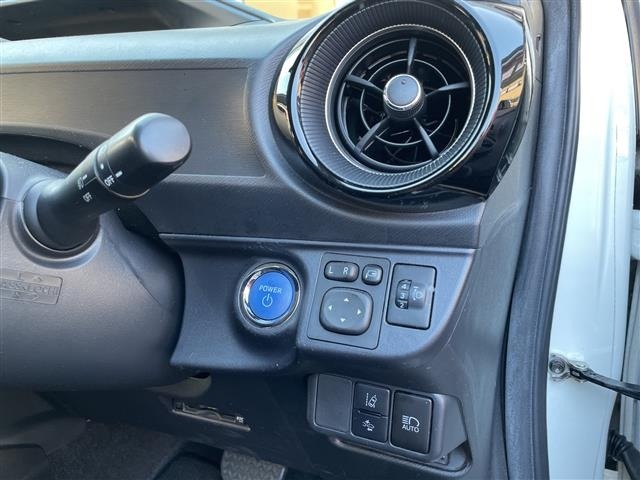 Toyota AQUA 2018 7771992-9