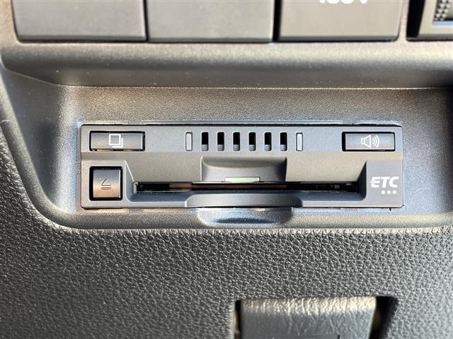 Toyota AQUA 2022 7771994-11