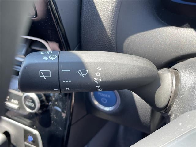 Toyota AQUA 2022 7771994-5