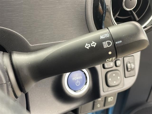 Toyota AQUA 2017 7771995-12
