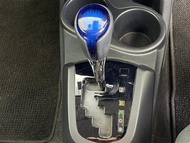 Toyota AQUA 2017 7771995-22