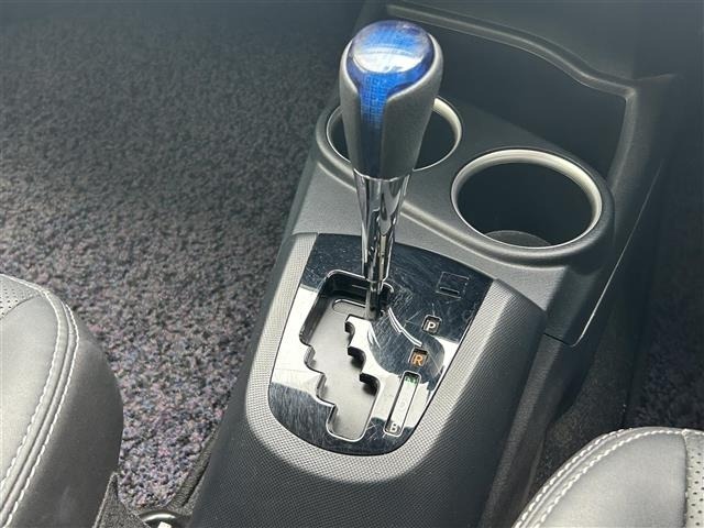 Toyota AQUA 2017 7772005-19