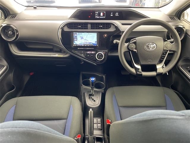 Toyota AQUA 2019 7772006-14