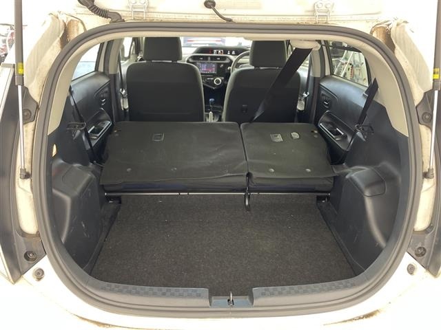 Toyota AQUA 2019 7772006-20