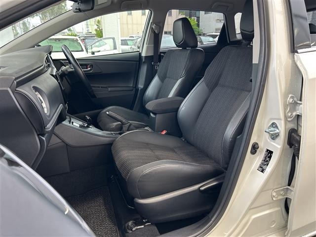 Toyota AURIS 2016 7749729-1