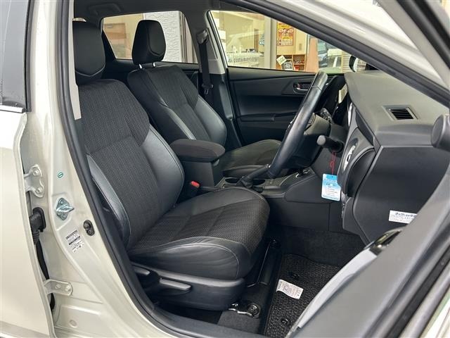 Toyota AURIS 2016 7749729-19
