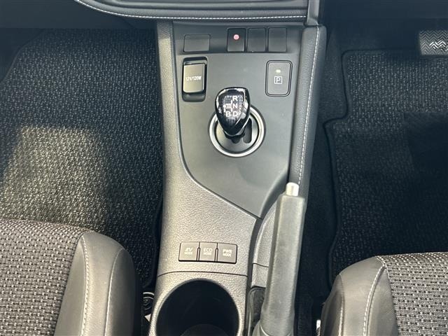 Toyota AURIS 2016 7749729-2