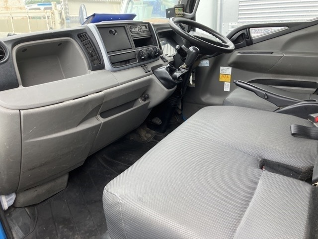 Mitsubishi CANTER 2017 7751113-5