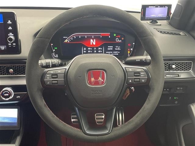 Honda CIVIC 2024 7773907-5