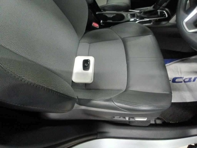 Toyota COROLLA CROSS 2021 7771280-10