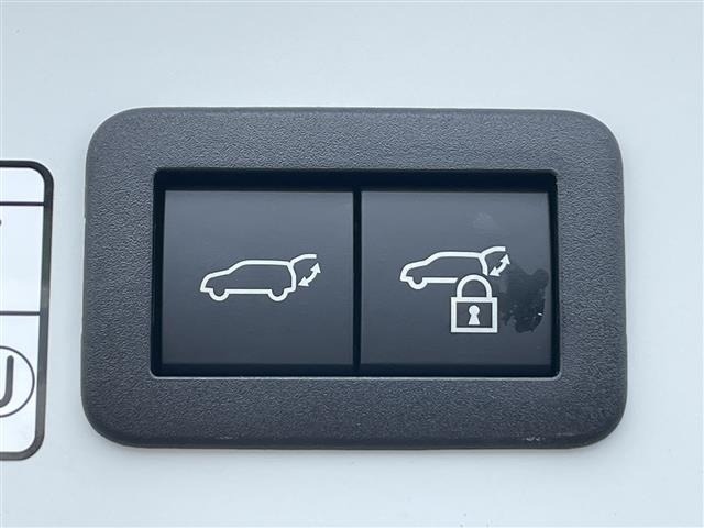 Toyota COROLLA CROSS 2025 7771597-3