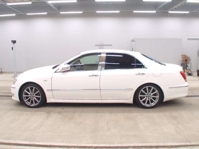 Toyota CROWN MAJESTA 2004 7745797-4