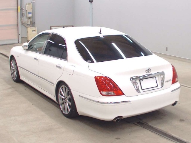 Toyota CROWN MAJESTA 2004 7745797-6