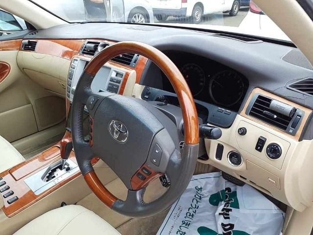 Toyota CROWN MAJESTA 2004 7745797-7
