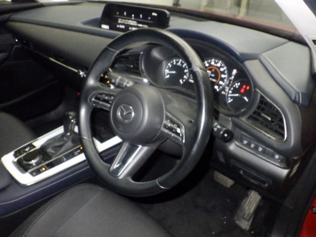 Mazda CX-30 2020 7746393-3