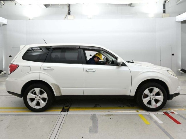 Subaru FORESTER 2011 7773922-3