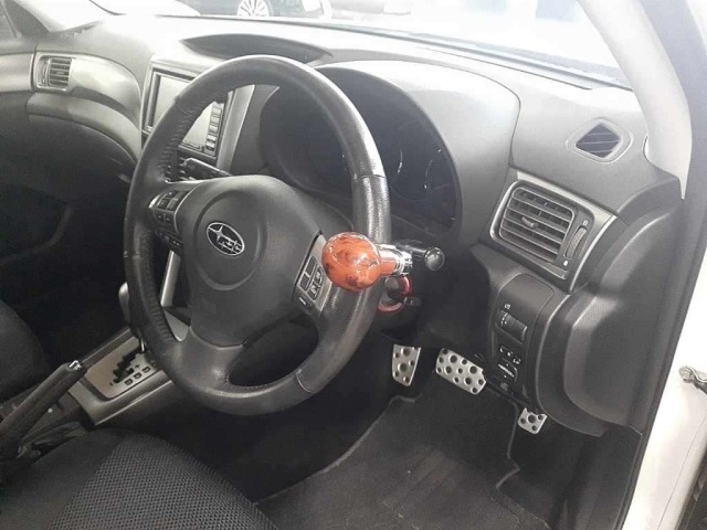 Subaru FORESTER 2011 7773922-9