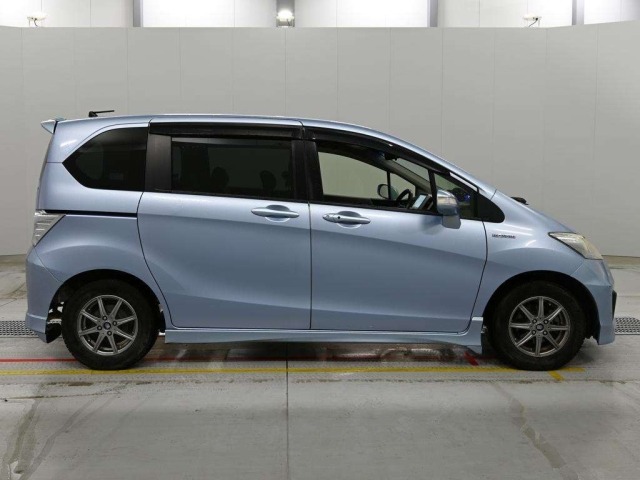 Honda FREED 2013 7749217-3