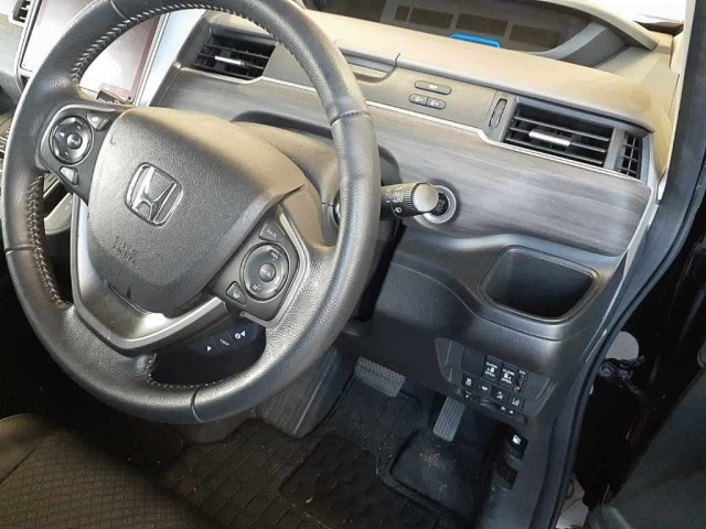 Honda FREED 2021 7749245-9