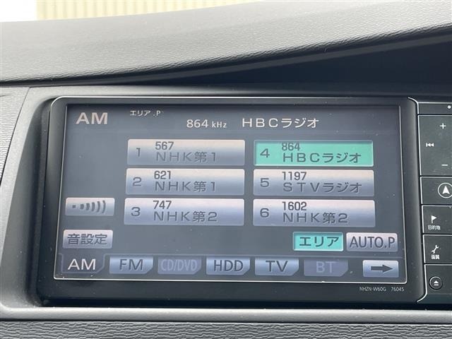 Toyota ISIS 2010 7749302-16