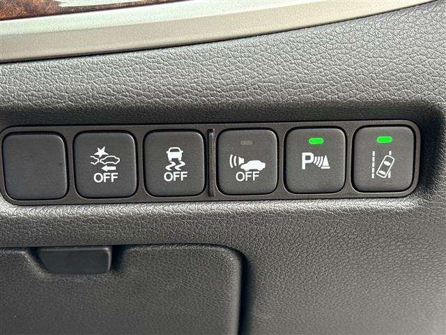 Honda LEGEND 2015 7773847-1