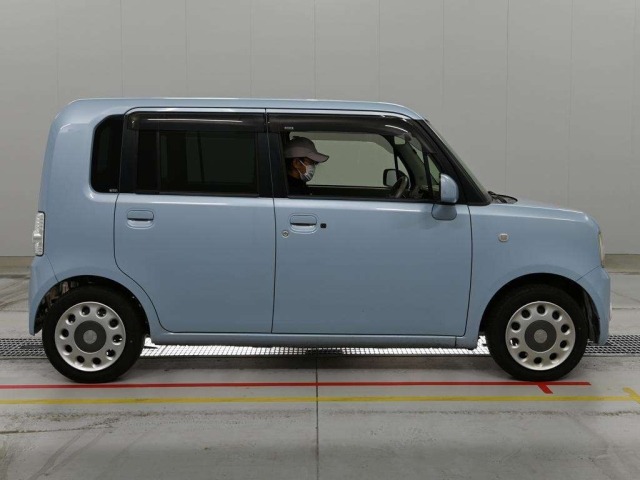 Daihatsu MOVE CONTE 2015 7747499-3