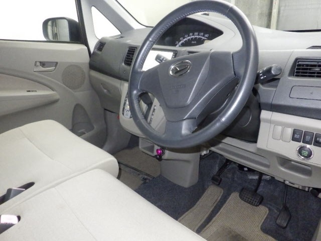 Daihatsu MOVE 2011 7748003-3