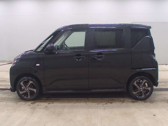 Daihatsu MOVE 2025 7748012-4