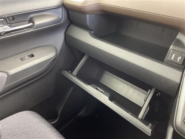 Daihatsu MOVE 2025 7748323-9