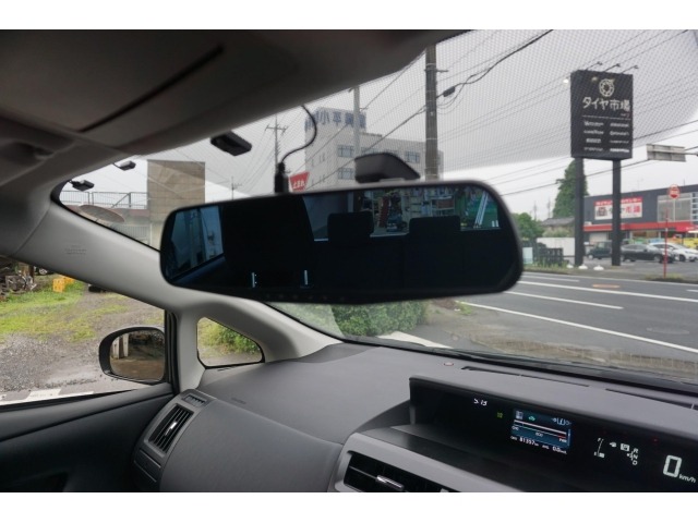 Toyota PRIUS 2014 7745305-11