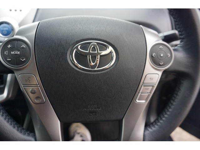 Toyota PRIUS 2014 7745305-12